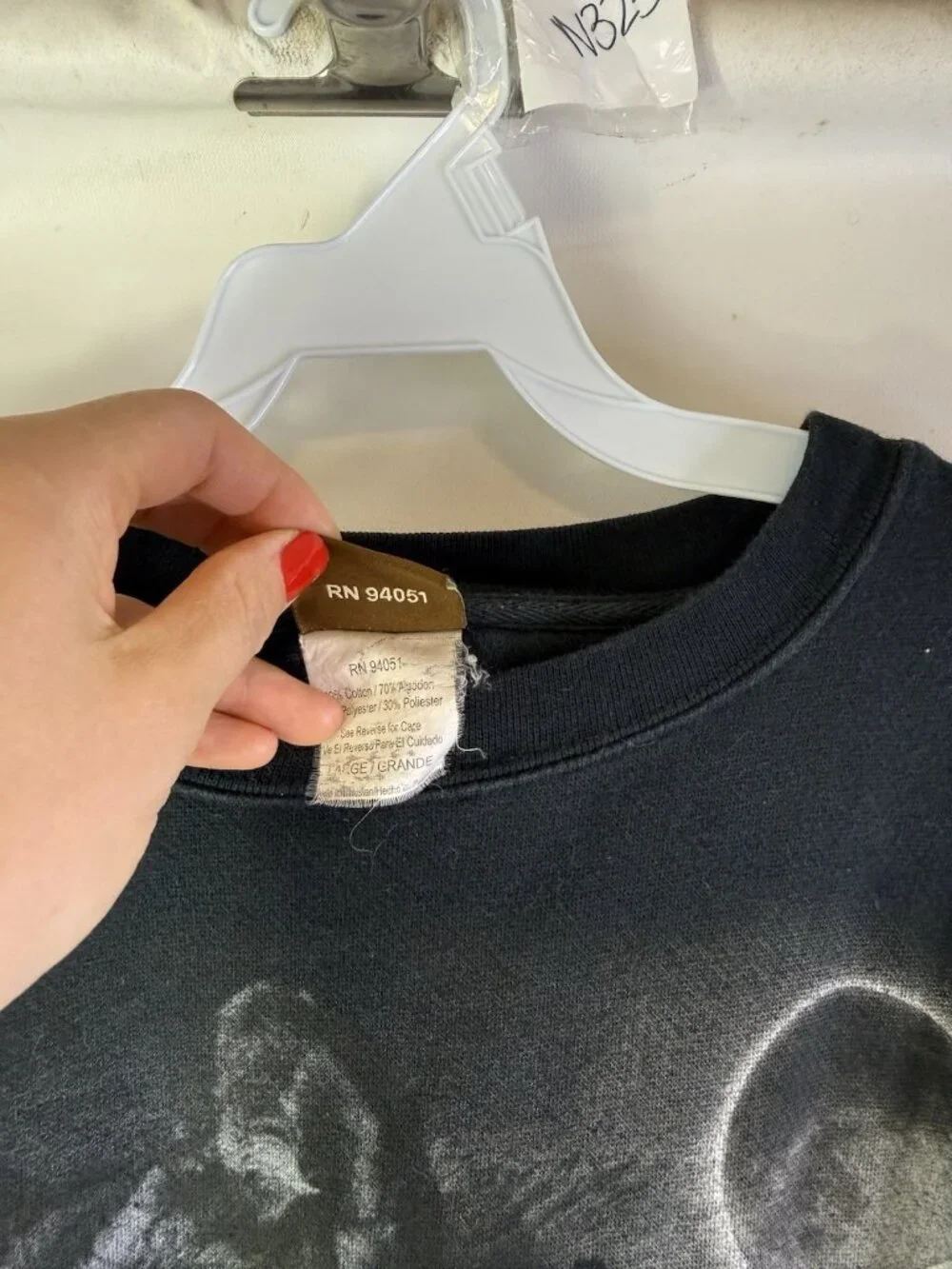 Vintage 90s Nature Crewneck Sweatshirt Wolves Moon Faded Streetwear